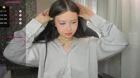Snapshot of lonalye chatting on 8, 1, 2025 lona online show from 8, 1, 2025