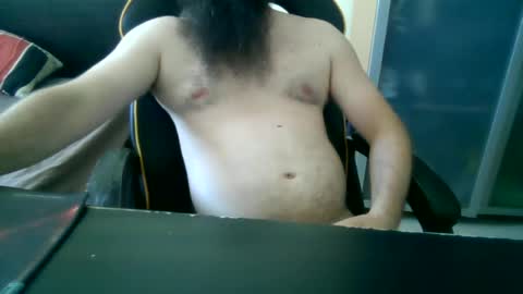 Snapshot of london_man1988 chatting on 19, 6, 2026 london_man1988 online show from 19, 6, 2026