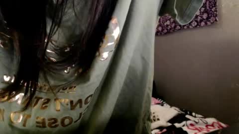Snapshot of londonray chatting on 4, 5, 2026 londonray online show from 4, 5, 2026