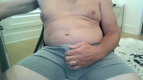 Snapshot of lonelytraveler69_ chatting on 9, 9, 2025 JustaGuyinMS online show from 9, 9, 2025