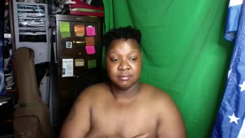 Snapshot of lonewolflux chatting on 17, 11, 2025 lonewolflux online show from 17, 11, 2025