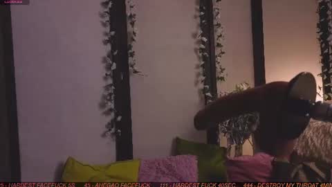 Snapshot of loney__tunes chatting on 3, 7, 2026 Shy EvaStreams are everyday 9 AM - 3 PM GMT 3 online show from 3, 7, 2026