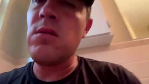 Snapshot of longdick136583483 chatting on 22, 11, 2025 longdick136583483 online show from 22, 11, 2025