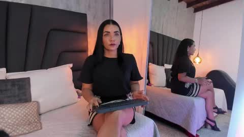 Snapshot of longina_ chatting on 28, 5, 2026 Longina online show from 28, 5, 2026