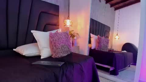 Snapshot of longina_ chatting on 14, 6, 2026 Longina online show from 14, 6, 2026