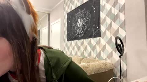 EVA online show from 15, 10, 2025