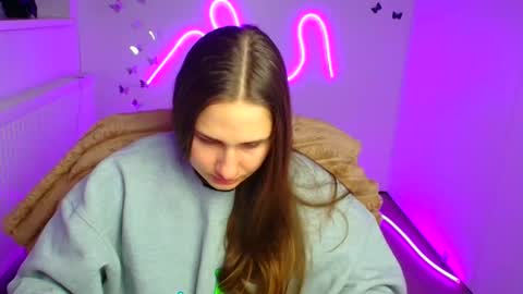 Lora online show from 2, 4, 2026