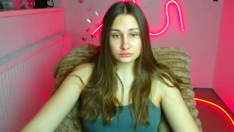 Snapshot of lora_kisses chatting on 20, 4, 2026 Lora online show from 20, 4, 2026