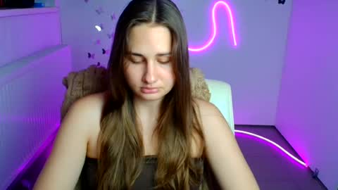 Lora online show from 23, 6, 2026