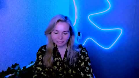 Lora online show from 20, 2, 2026