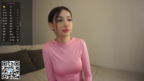 Snapshot of loracopple chatting on 13, 10, 2025 Anita online show from 13, 10, 2025