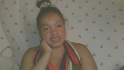 Snapshot of lorahxvane chatting on 8, 5, 2026 LorahxVane online show from 8, 5, 2026