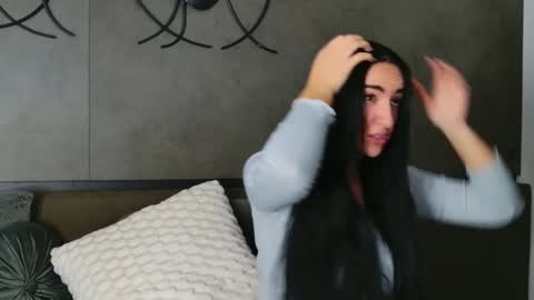 Snapshot of lorawarnner chatting on 30, 11, 2025 Miss online show from 30, 11, 2025