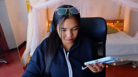 Snapshot of loreaniss chatting on 16, 3, 2026 loreanis online show from 16, 3, 2026