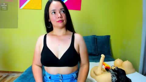 Loren Grey online show from 2, 11, 2025