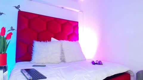 Snapshot of loreley_novoa chatting on 17, 1, 2026 LORELI online show from 17, 1, 2026