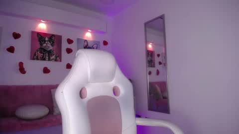 Snapshot of loreley_novoa chatting on 25, 2, 2026 LORELI online show from 25, 2, 2026