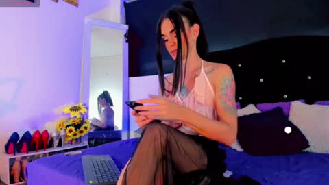 Snapshot of lorena_capelli_ chatting on 25, 12, 2024 lesly lorena online show from 25, 12, 2024