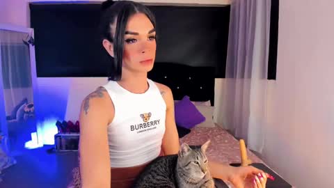 Snapshot of lorena_capelli_ chatting on 1, 2, 2025 lesly lorena online show from 1, 2, 2025