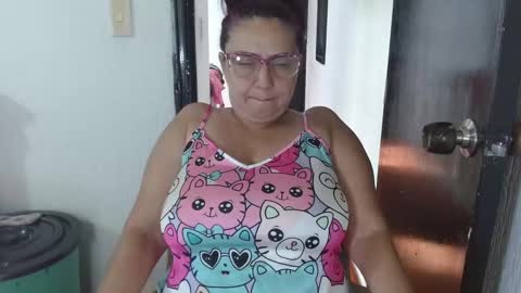 Snapshot of lorenatits chatting on 6, 2, 2025 Lorena.. online show from 6, 2, 2025