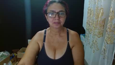 Snapshot of lorenatits chatting on 8, 10, 2025 Lorena.. online show from 8, 10, 2025