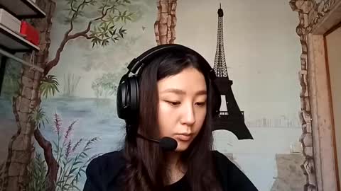 Snapshot of lorenelanosa chatting on 30, 11, 2025 Sofia online show from 30, 11, 2025