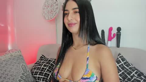 L O R E N online show from 31, 1, 2025