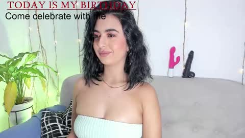 L O R E N online show from 3, 12, 2025