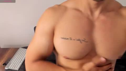 Snapshot of lorenzo_ferrec chatting on 10, 3, 2026 Lorenzo F online show from 10, 3, 2026