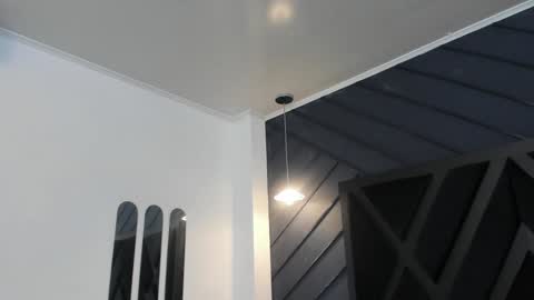  L O R E N Z O  Thumbs Up help  online show from 1, 2, 2025