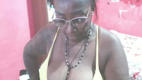 Snapshot of loretybighot chatting on 17, 4, 2026 loretybighot online show from 17, 4, 2026