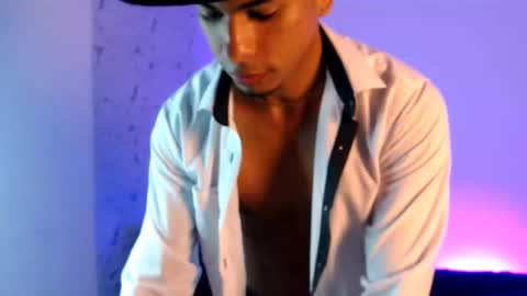 Snapshot of lorian_vikel chatting on 6, 2, 2026 Lorian Vikel online show from 6, 2, 2026