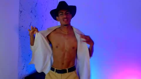 Snapshot of lorian_vikel chatting on 28, 2, 2026 Lorian Vikel online show from 28, 2, 2026