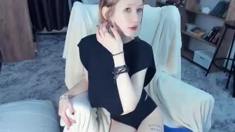 Snapshot of lorineponter chatting on 8, 7, 2026 Ronny online show from 8, 7, 2026