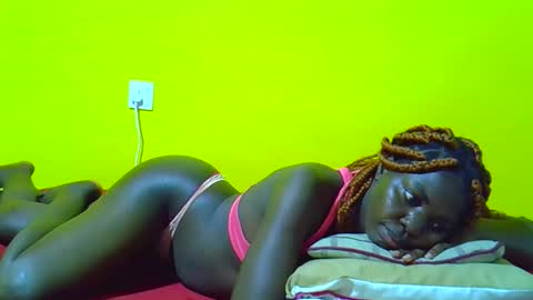 Snapshot of lorr982567 chatting on 15, 11, 2025 lorr982567 online show from 15, 11, 2025