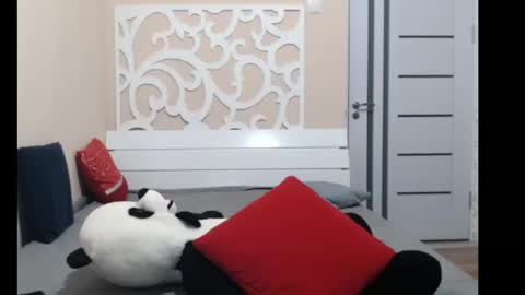 LorraGrey online show from 12, 1, 2025