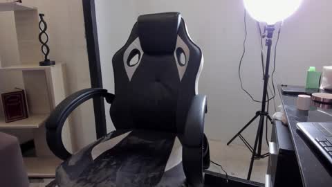 Snapshot of lorrainehunter chatting on 23, 2, 2026 Lorraine online show from 23, 2, 2026