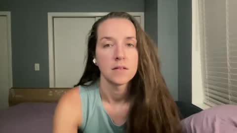 Snapshot of lothlori chatting on 19, 5, 2026 lothlori online show from 19, 5, 2026