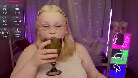 Snapshot of lottieparker chatting on 22, 6, 2026 Lottie online show from 22, 6, 2026