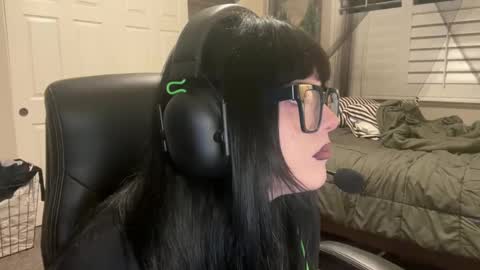 Snapshot of lottiepoppie chatting on 21, 9, 2025 Lottiepoppie online show from 21, 9, 2025