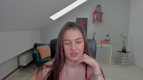 Snapshot of louannahart chatting on 2, 3, 2026 louannahart online show from 2, 3, 2026