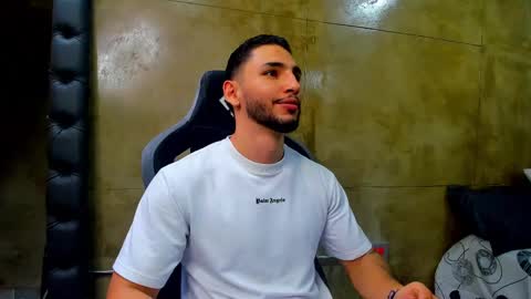 Louis online show from 7, 3, 2025