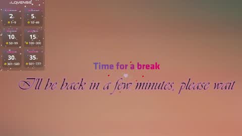 Snapshot of louisa_claire_ chatting on 28, 12, 2024 LuisaIG x luisa clair online show from 28, 12, 2024