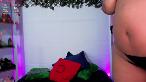 Snapshot of louise_nails chatting on 20, 4, 2026 LouIse online show from 20, 4, 2026