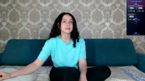 Snapshot of louise_phlox chatting on 20, 9, 2025 Louise online show from 20, 9, 2025