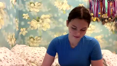 Snapshot of louismapes chatting on 5, 8, 2026 Sasha online show from 5, 8, 2026