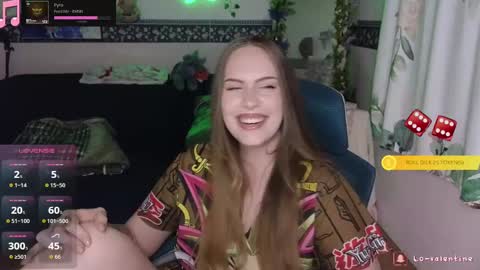 Snapshot of lovalentine chatting on 10, 9, 2025 Lo Valentine online show from 10, 9, 2025