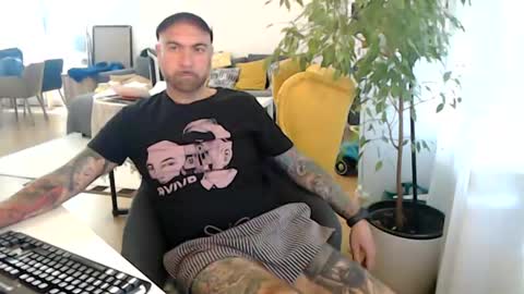 Snapshot of lovalova666 chatting on 23, 6, 2026 Guapito online show from 23, 6, 2026