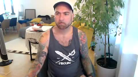 Snapshot of lovalova666 chatting on 24, 6, 2026 Guapito online show from 24, 6, 2026