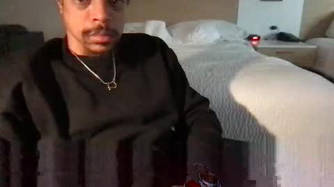 Snapshot of love4heelz chatting on 2, 11, 2025 Prynce online show from 2, 11, 2025